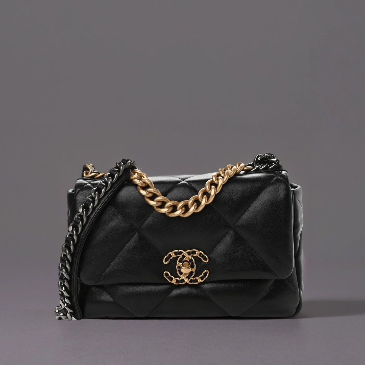 Lambskin Quilted Medium Chanel 19 Flap Black