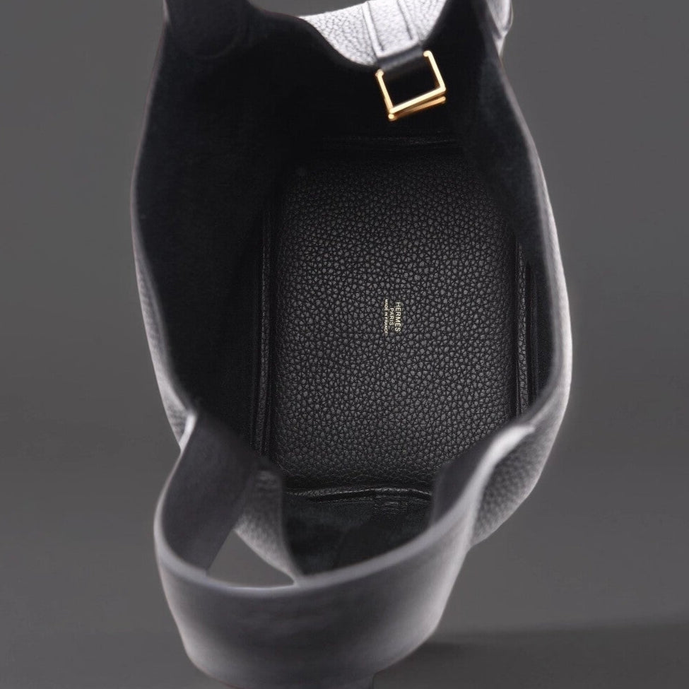 Taurillon Clemence Picotin Lock 18 PM Black