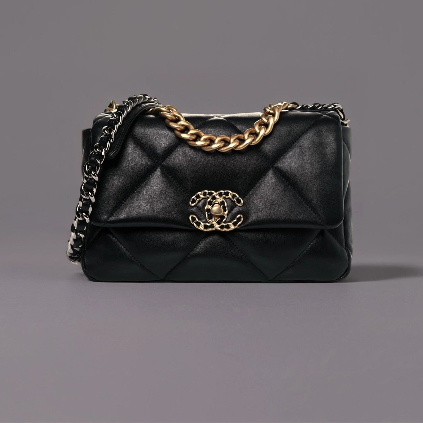Lambskin Quilted Medium Chanel 19 Flap Black