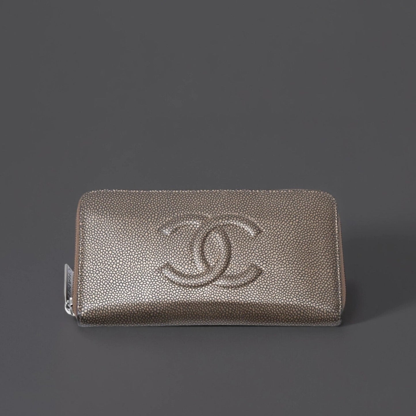 Timeless CC Zipped Wallet Caviar Long