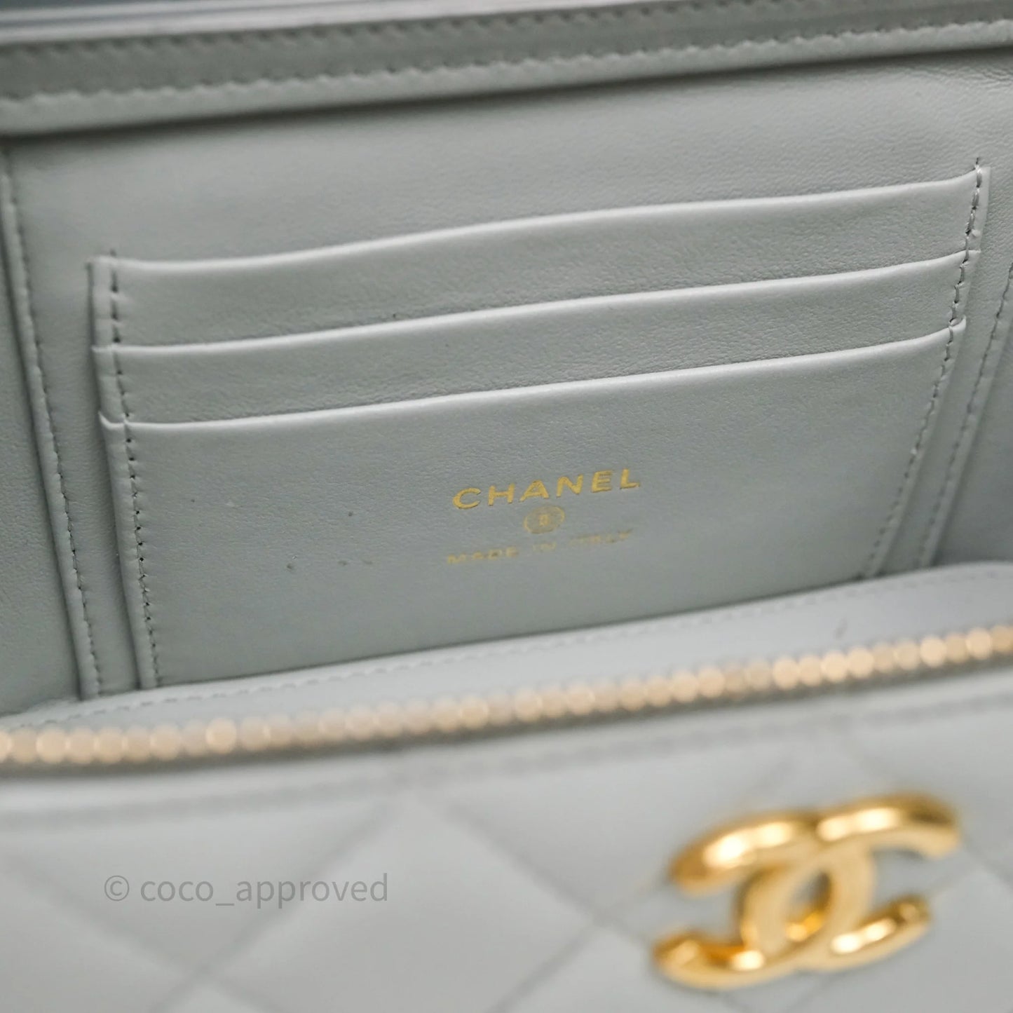 Coco Chain Vanity Blue Lambskin Gold Hardware