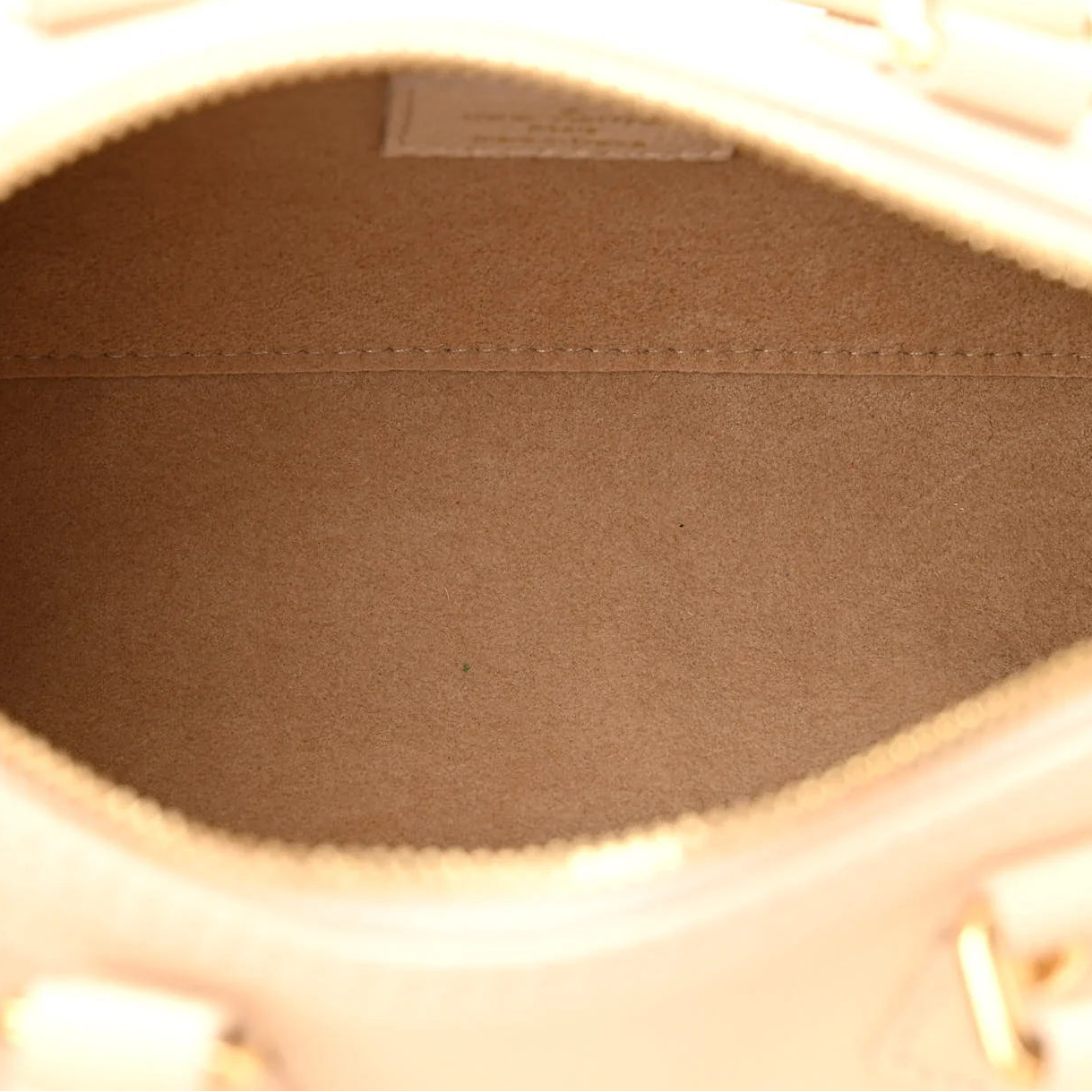 Empreinte Monogram Giant Papillon BB Cream