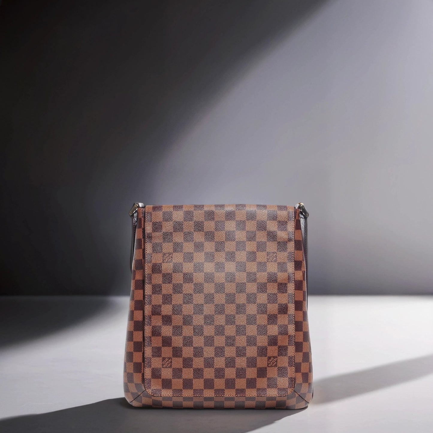 Damier Ebene Musette GM