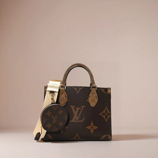 Reverse Monogram Giant Onthego PM