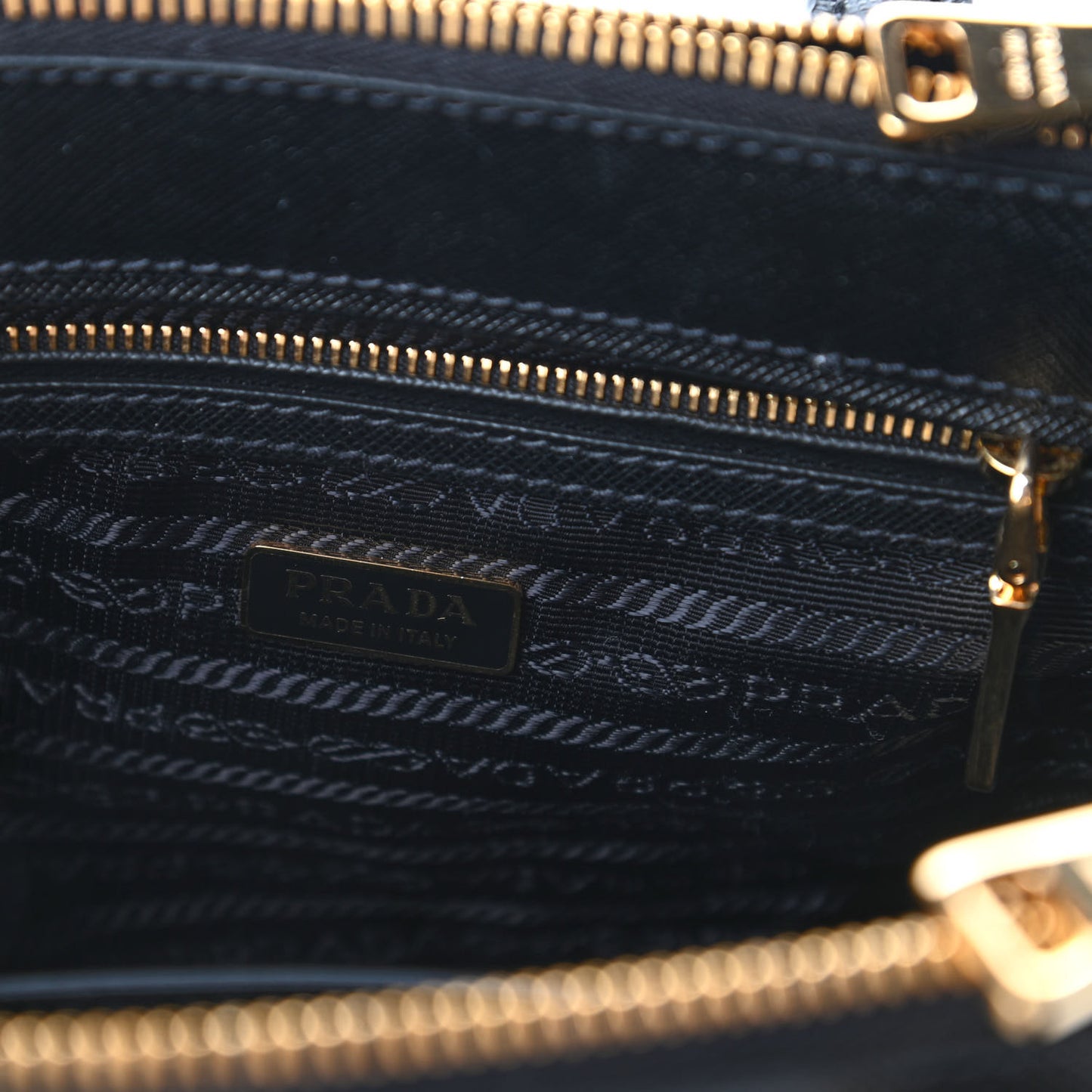 Saffiano Lux Mini Galleria Double Zip Tote Black