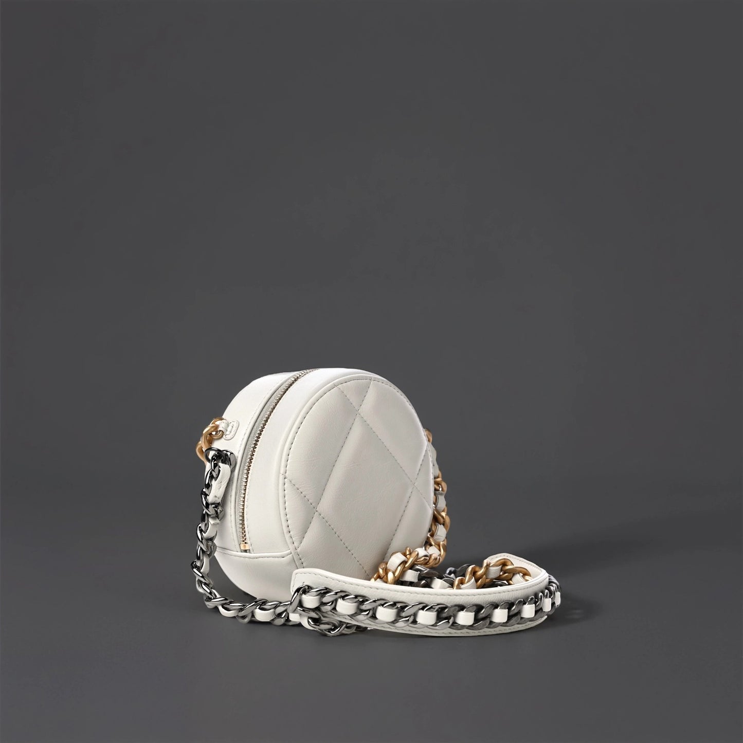 Goatskin Quilted Chanel 19 Round Clutch With Chain White