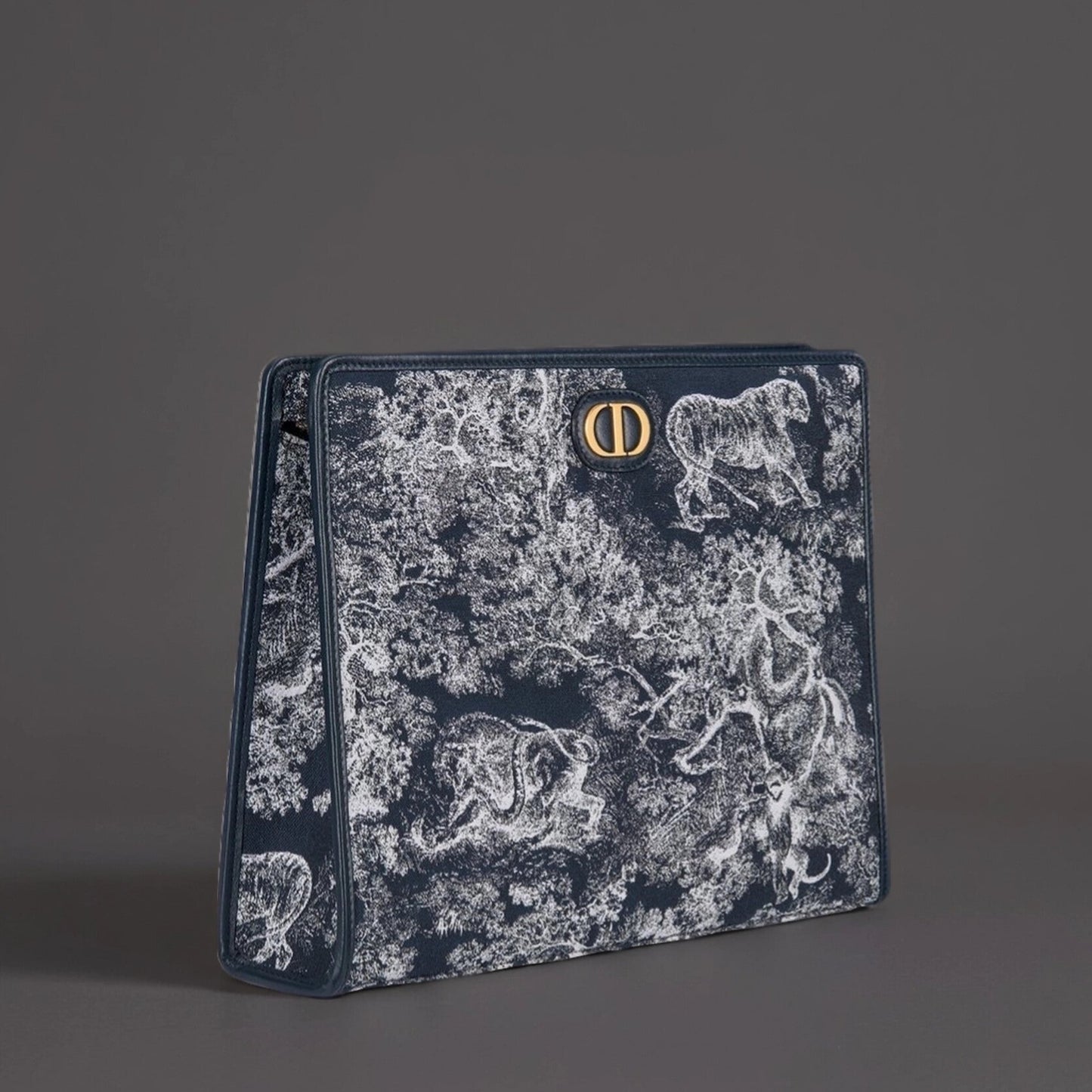 30 Montaigne Dea Pouch Blue Toile de Jouy