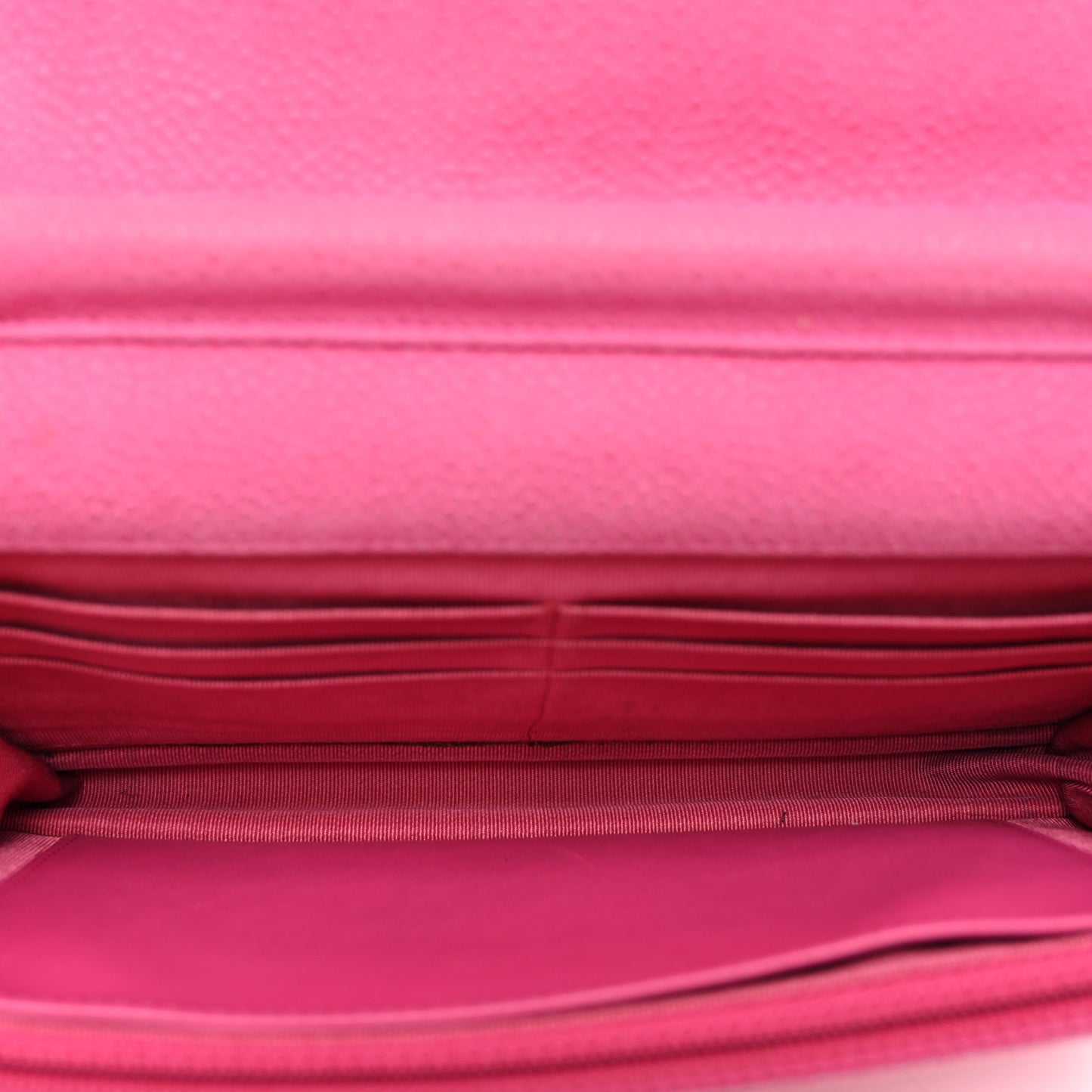 Iridescent Caviar Quilted Wallet on Chain WOC Pink