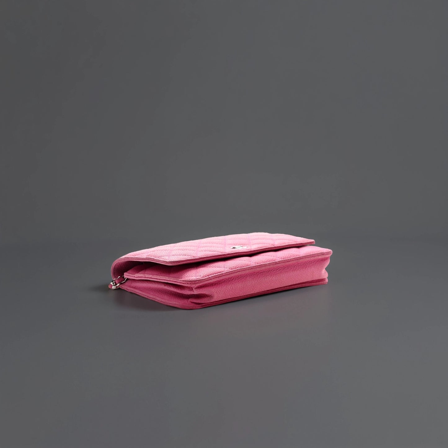 Iridescent Caviar Quilted Wallet on Chain WOC Pink