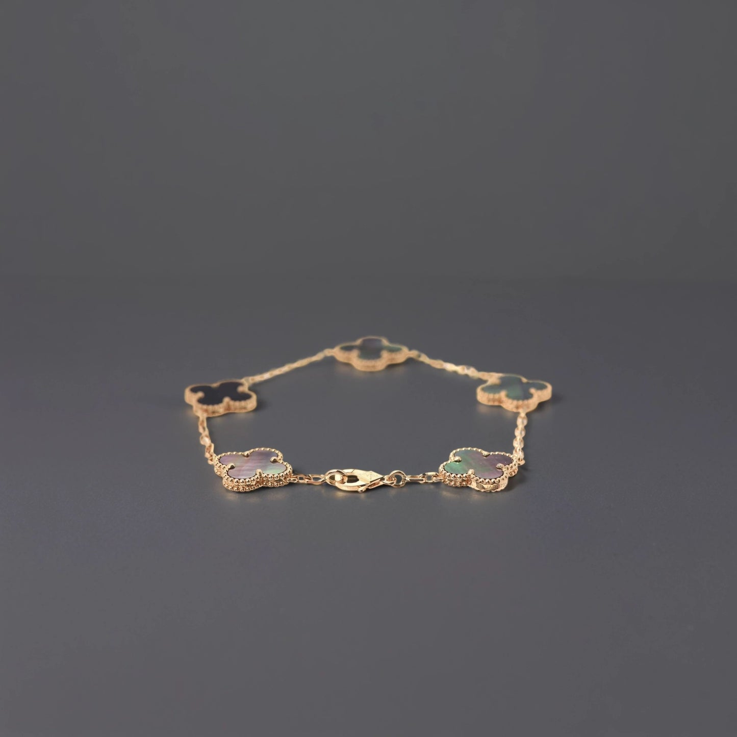 18K Yellow Gold Gray Mother of Pearl 5 Motifs Vintage Alhambra Bracelet
