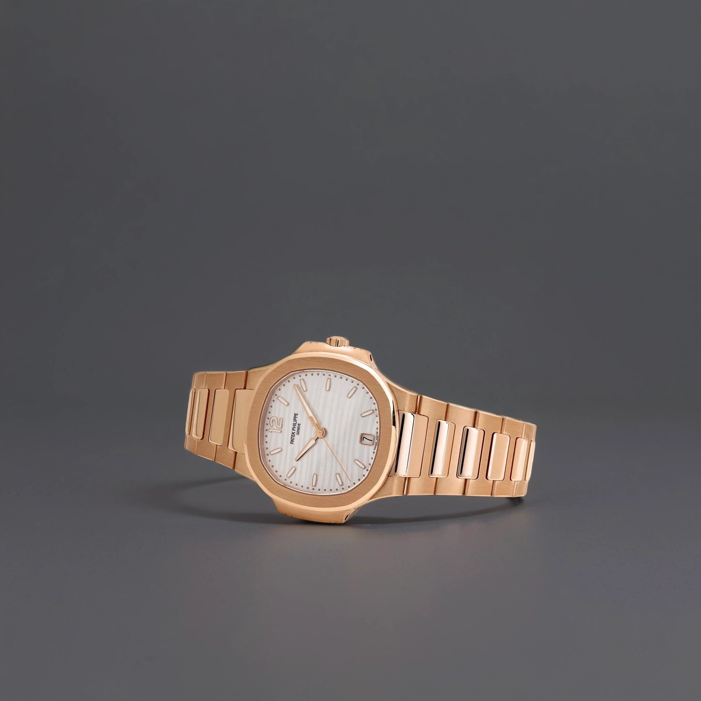Patek Philippe Nautilus 7118/1R-001 Automatic Rose Gold