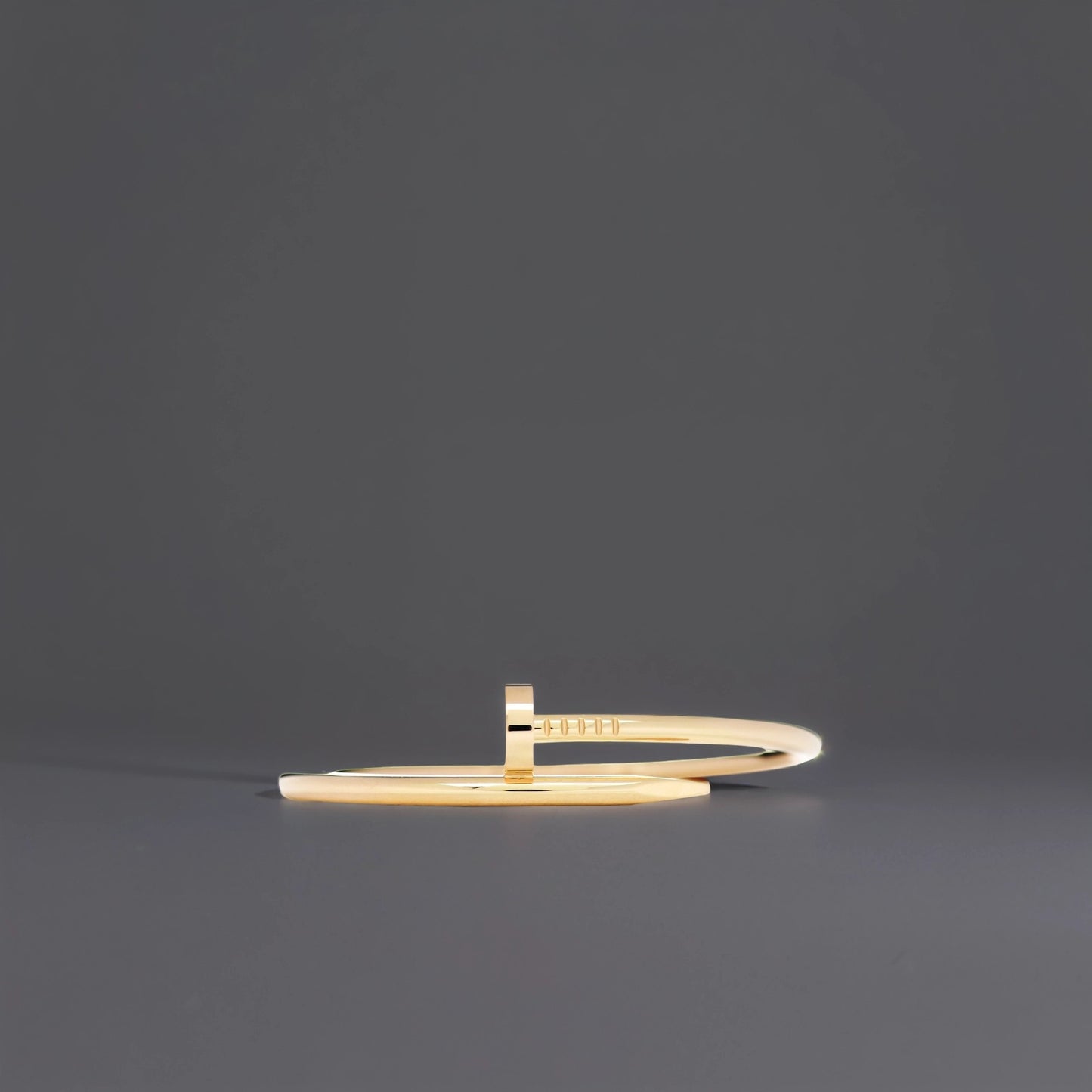 18K Yellow Gold Juste Un Clou Bracelet 17