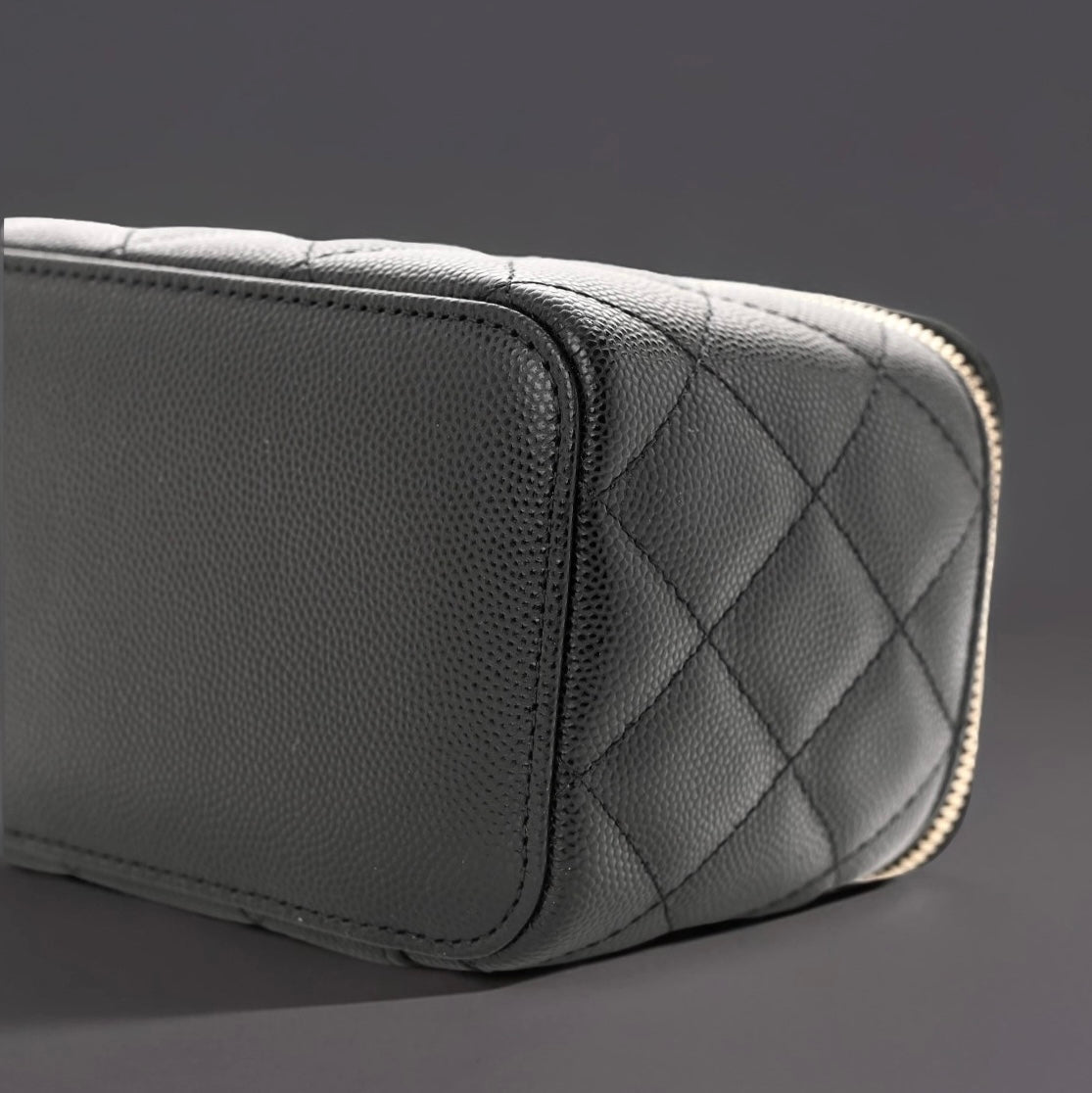 Caviar Quilted Small Tiny CC Vanity Case With Chain Black