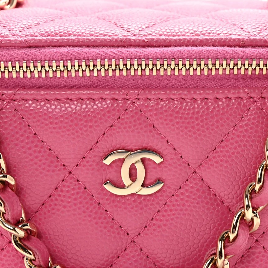 Caviar Quilted Small Vanity Case With Chain Pink