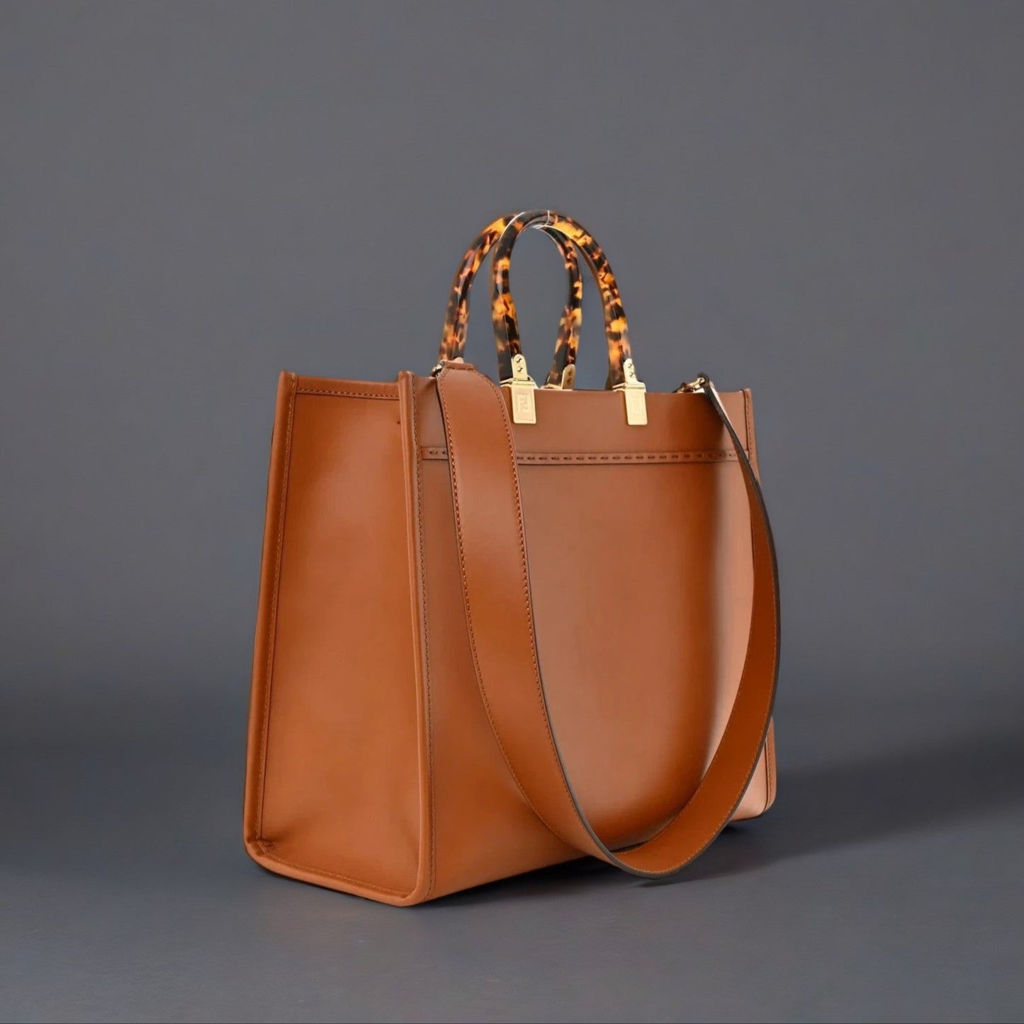 Vitello King Plexiglass Medium Fendi Sunshine Shopper Tote Cuoio