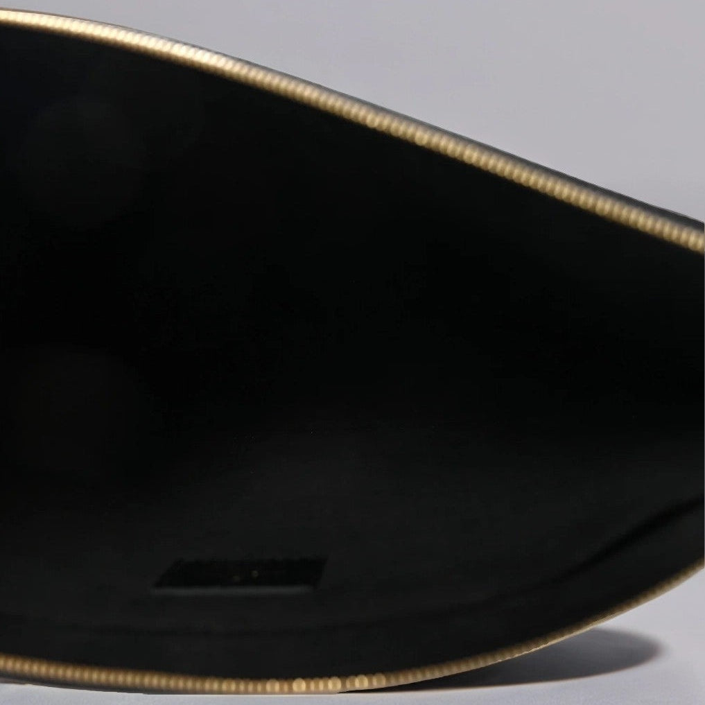 Monogram Daily Pouch Black