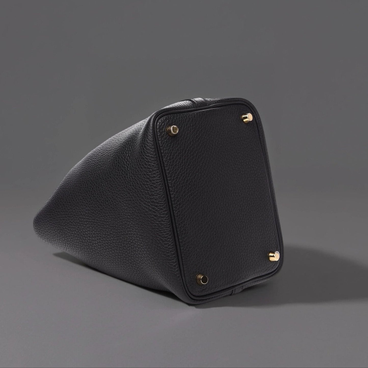 Taurillon Clemence Picotin Lock 18 PM Black