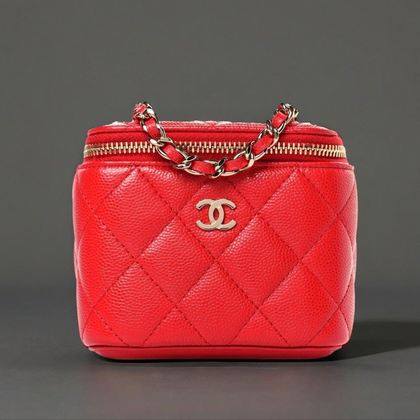 Caviar Quilted Mini Vanity Case With Chain Red