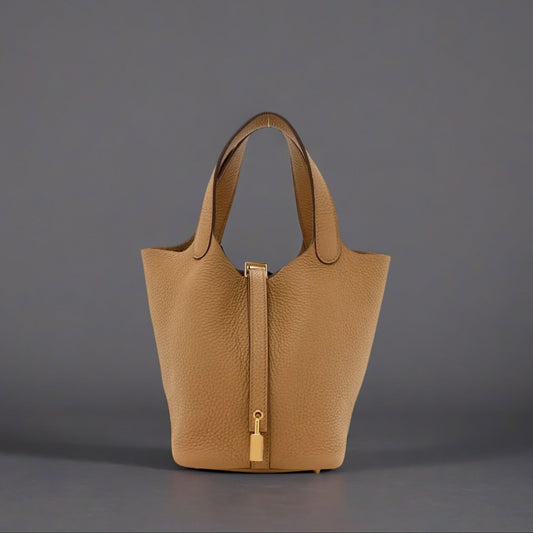 Taurillon Clemence Picotin Lock 18 PM Biscuit