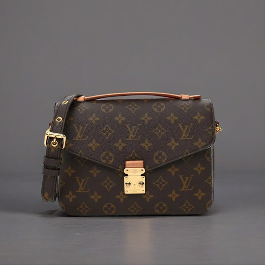 Monogram Pochette Metis