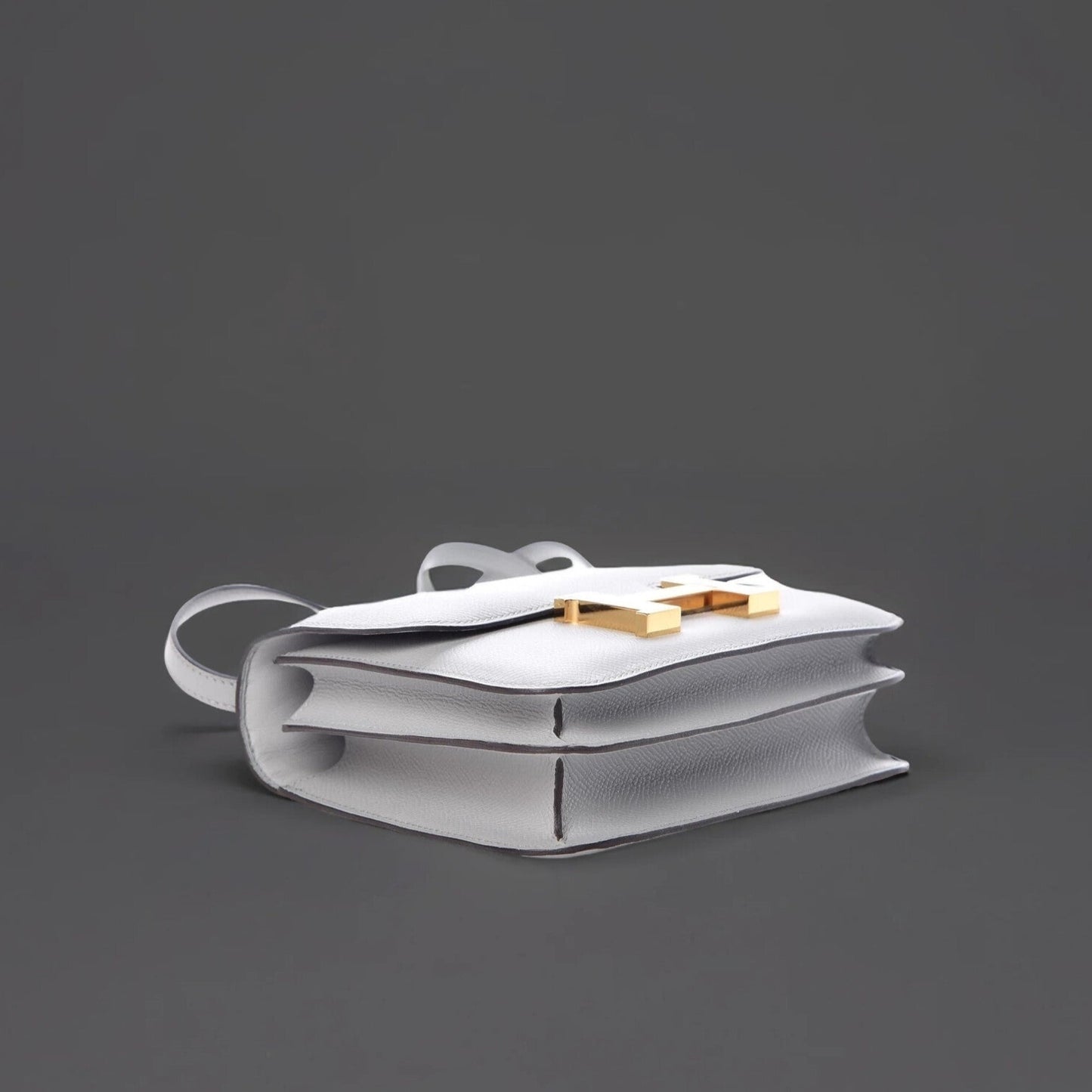 Epsom Constance 18 Bleu Glacier