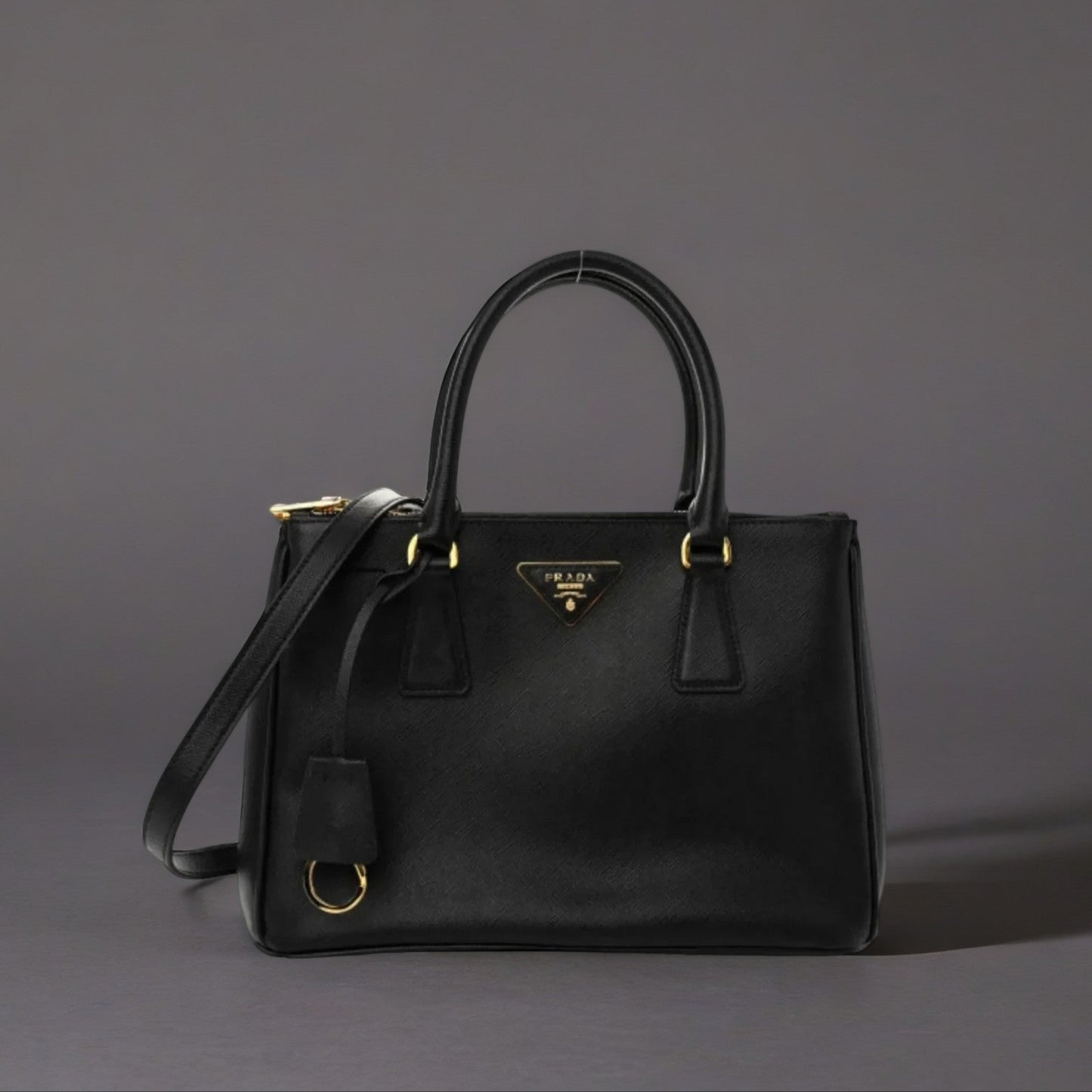 Saffiano Small Galleria Double Zip Tote Black