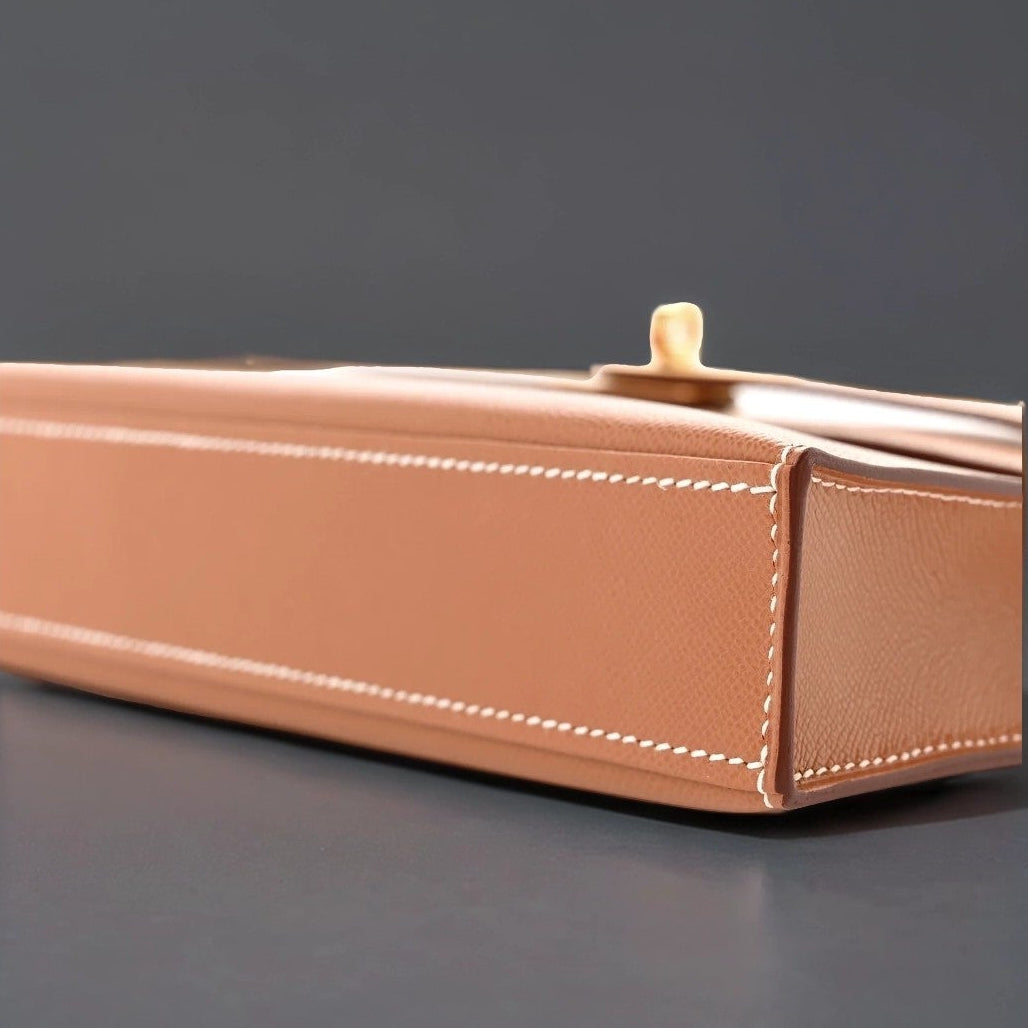 Madame Calfskin Kelly Elan Gold