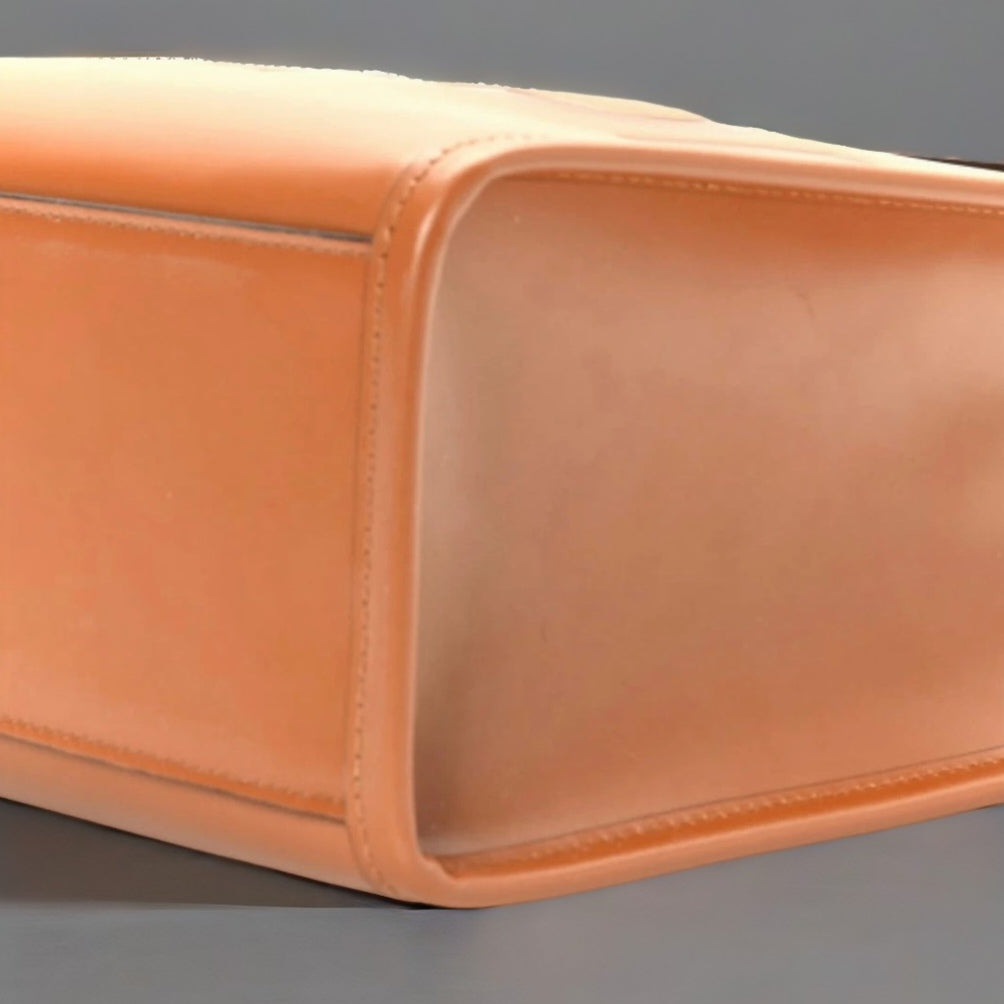 Vitello King Plexiglass Logo Embossed Small Fendi Sunshine Shopper Tote Cuoio