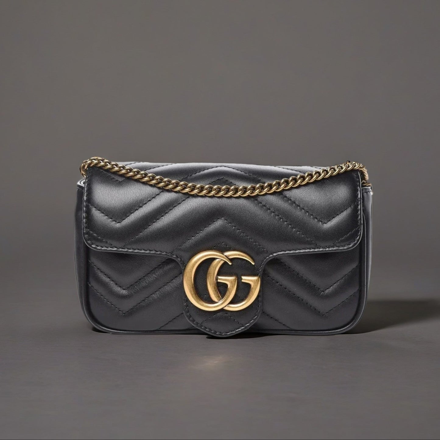 Calfskin Matelasse Super Mini GG Marmont Shoulder Bag Black
