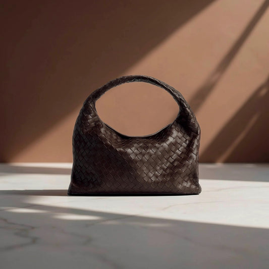 Calfskin Intrecciato Small Hop Fondant