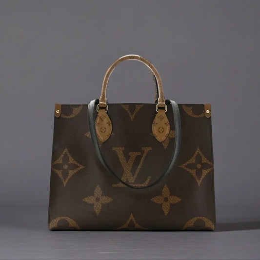 Reverse Monogram Giant Onthego MM