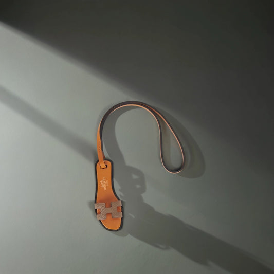 Oran Nano Bag Charm Etoupe