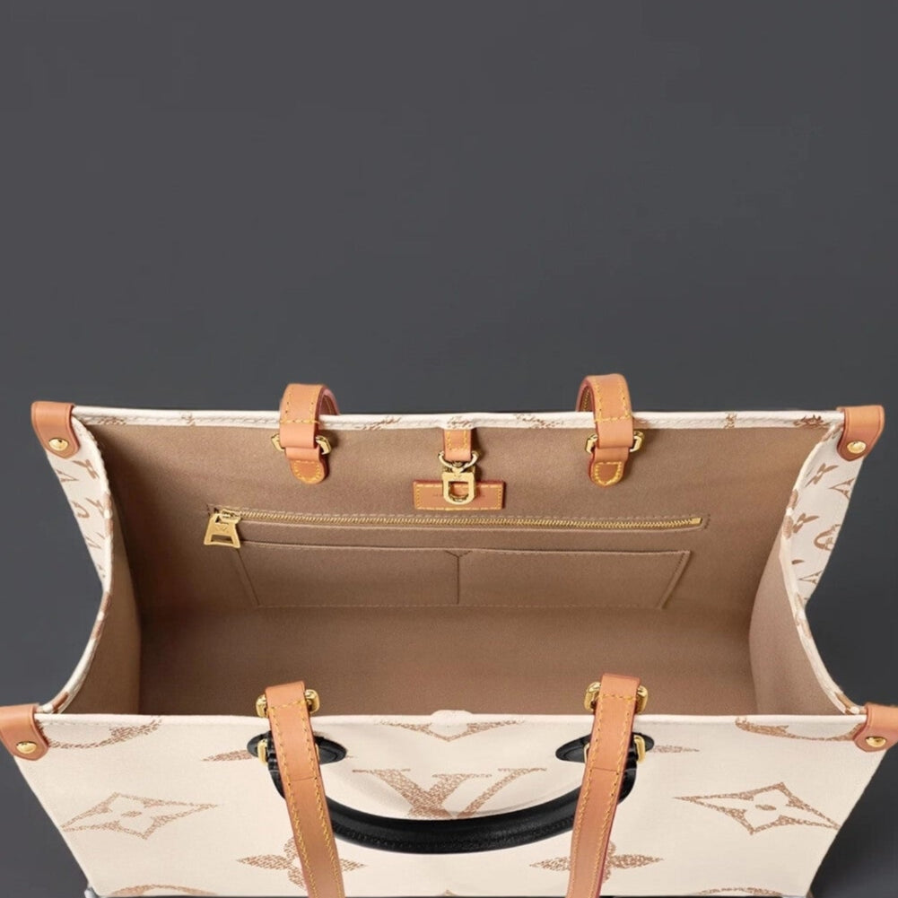 Monogram Giant Spring In The City Onthego MM