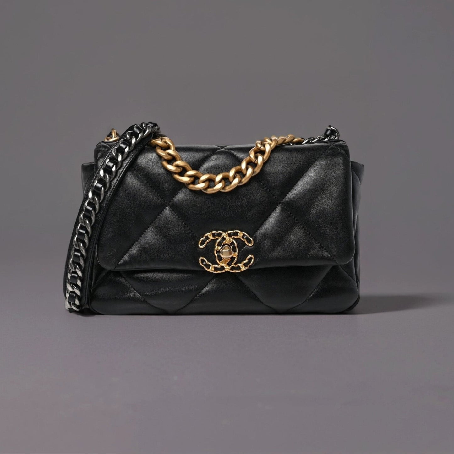 Lambskin Quilted Medium Chanel 19 Flap Black