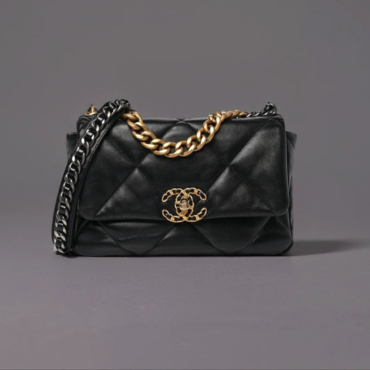 Lambskin Quilted Medium Chanel 19 Flap Black