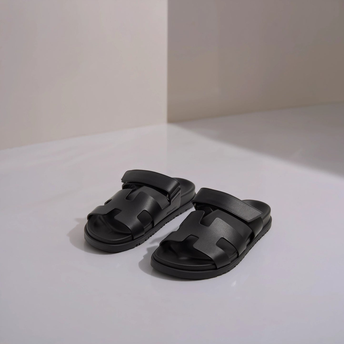 Calfskin Womens Chypre Sandals 40.5 Black