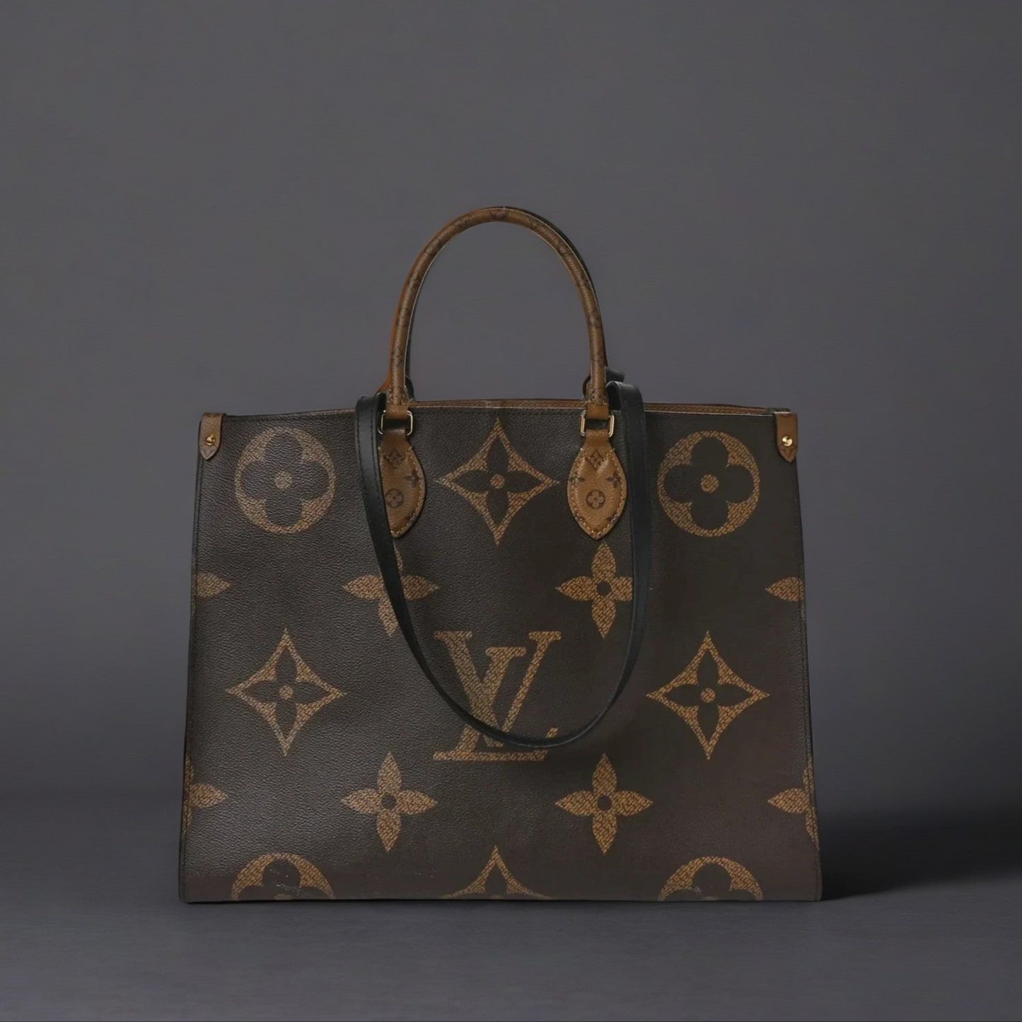 Reverse Monogram Giant Onthego GM