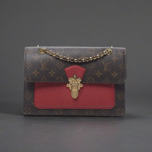 Monogram Victoire Raisin