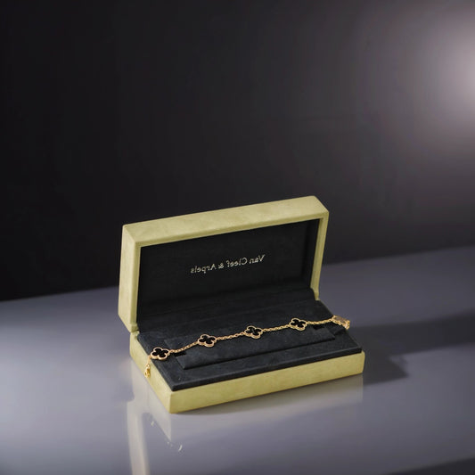 18K Yellow Gold Black Onyx 5 Motifs Vintage Alhambra Bracelet