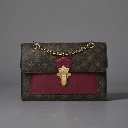 Monogram Victoire Raisin