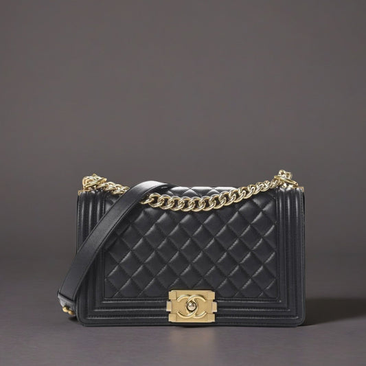 Lambskin Quilted Medium Boy Flap Black