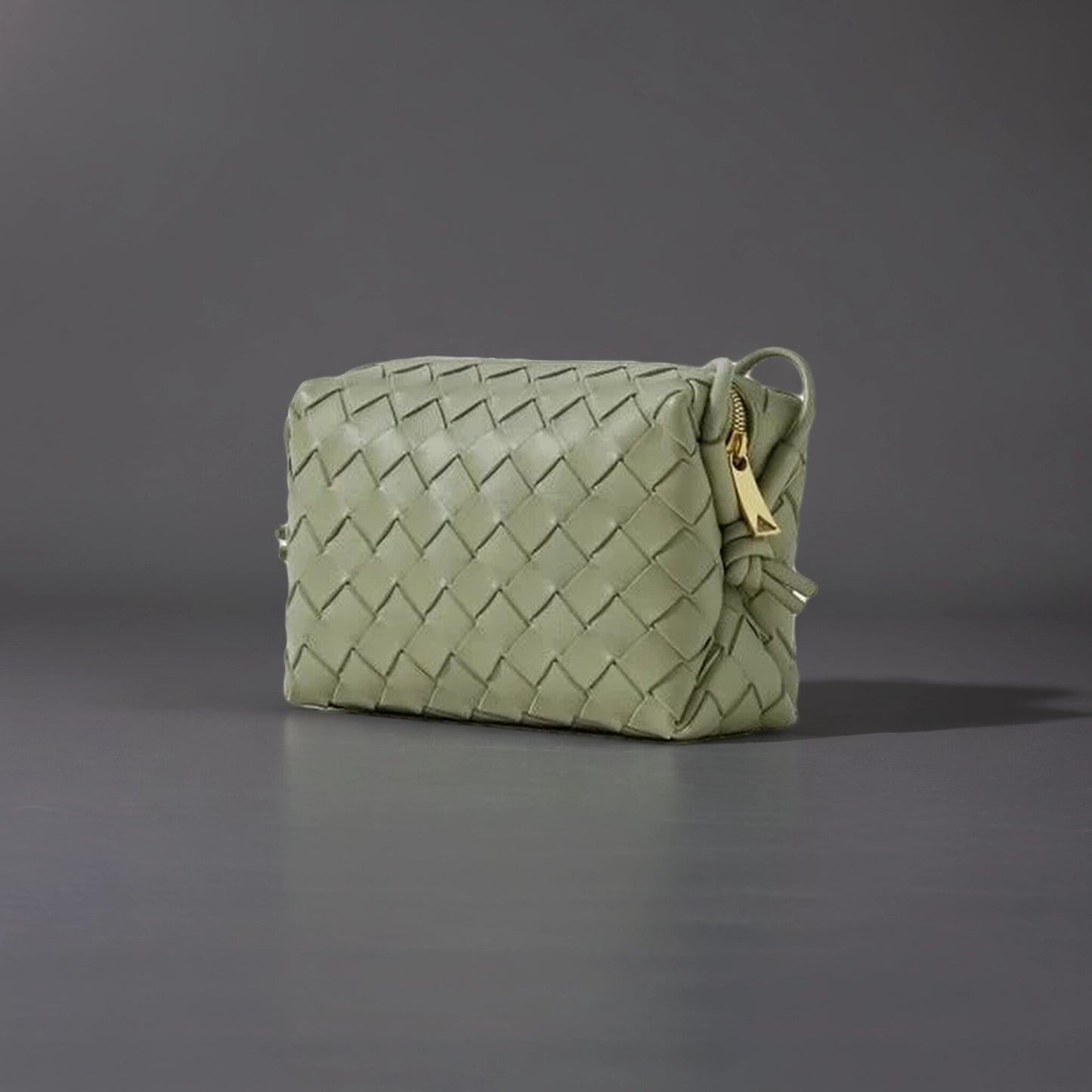 Loop Mini leather camera bag