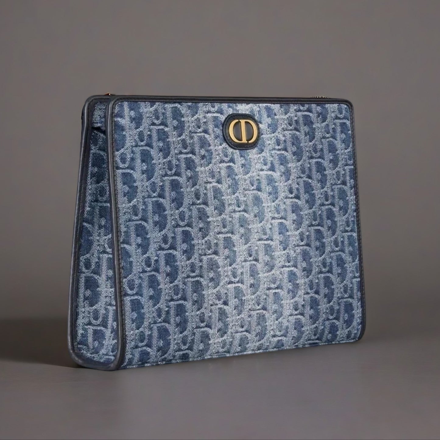 Oblique 30 Montaigne Pouch Blue Denim