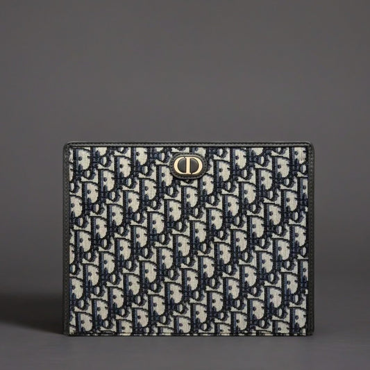 30 Montaigne Pouch Blue Dior Oblique Jacquard