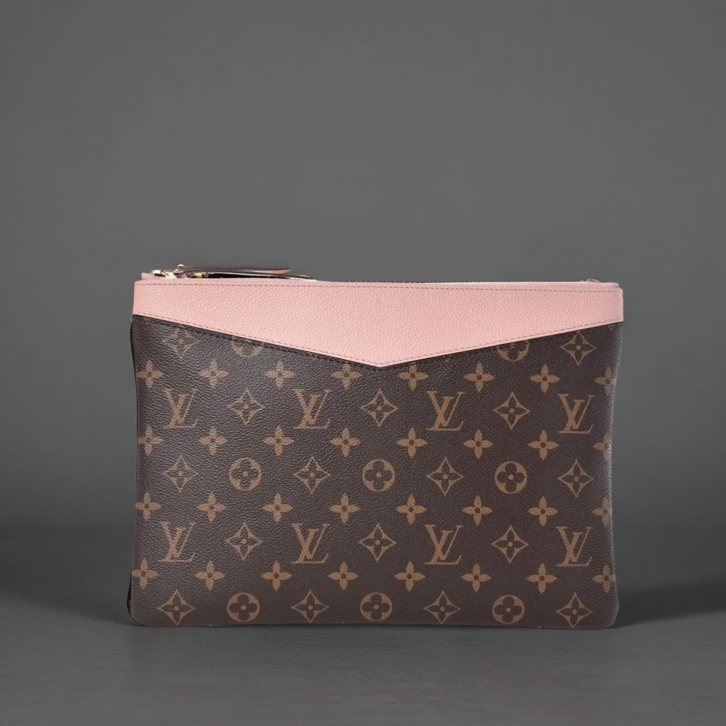 Monogram Daily Pouch Rose Poudre
