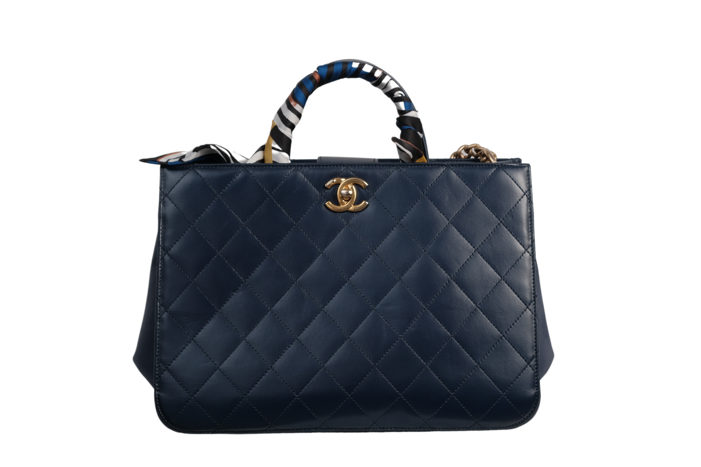 CHANEL Glazed Iridescen